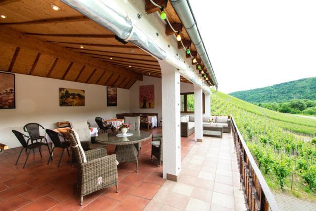 Wein Und Gastehaus Marlene Pohl Hotel Kinheim Exterior photo